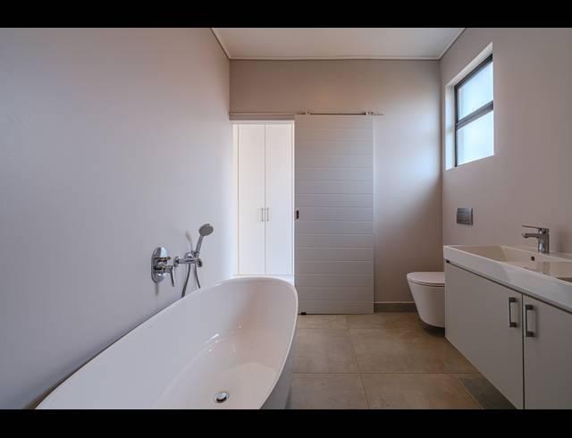 3 BEDROOM FREEHOLD FOR SALE IN ZULULAMI LUXURY COASTAL ESTATE
